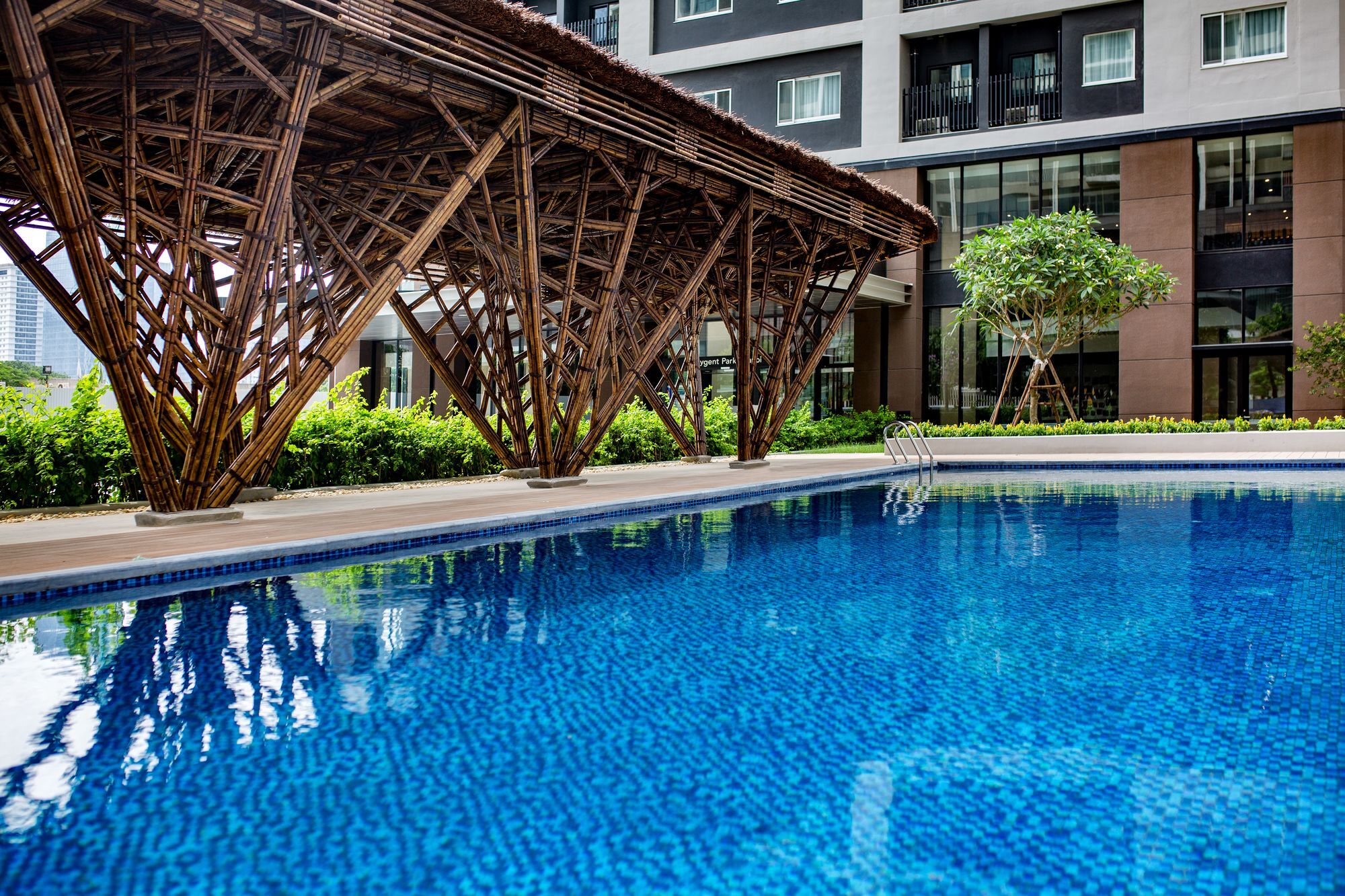 Roygent Parks Hanoi Exterior photo